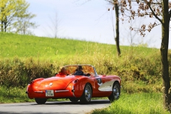 Jediná ženská posádka na startu řídila Chevrolet Corvette C3 s přímo řazenou převodovkou