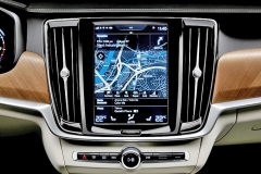 170102-interior-centre-display-and-air-blades-volvo-s90-v90 110457