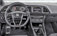 Cupra 290 se od ostatních verzí typové řady León odlišuje nejen vnějším vzhledem, ale také detaily uvnitř