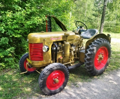 Druhý vyráběný model Zetor 15