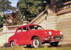 IKA Renault Dauphine, argentinský výrobek s většími nárazníky (jako měly vozy pro USA)