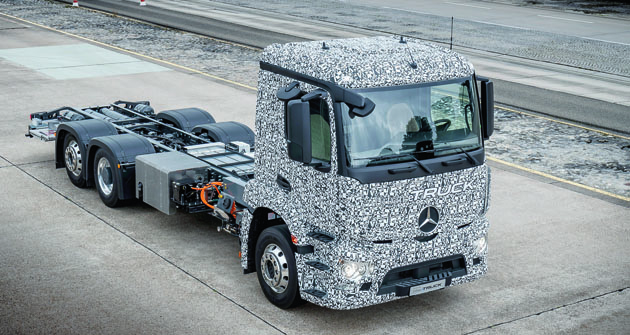 první těžké nákladní vozidlo určené pro rozvážku zboží s elektropohonem, který nabízí dojezd až 200 km.