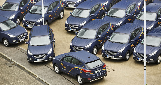 Padesát vozů Hyundai iX35 Fuel Cell již jezdí v Mnichově