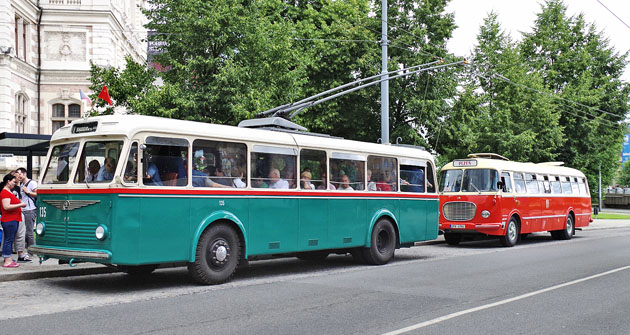 Škoda 6 Tr a autobus Škoda 706 RTO