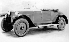 Dvoumístný roadster Z 18 s třetím vyklápěcím sedadlem v zádi (1927)
