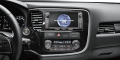 Kromě audiosoustavy Rockford Fosgate je ve výbavě nejvyšší verze navigačního systému i přijímač digitálních rádií