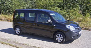 Renault Kangoo 1.5 dCi Maxi  má rozvor 3081 mm a délku 4688 mm