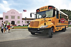 Velmi rozšířené školní autobusy International BE Series, stavěné na klasickém rámu nákladního vozu