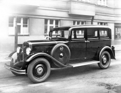 Prostorná šestimístná limuzína Alfa s motorem 1,8 l modelového roku 1931