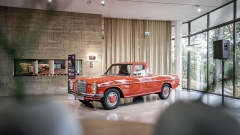 S karoserií pick-up nemá Mercedes mnoho zkušeností, ale pár takových modelů už prodával. Třeba začátkem 70. let se v Argentině objevil model 220 D La Pickup