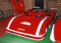 Abarth SE013 (1970) pro závody do vrchu s motorem 3.0 V8/270 kW, s nímž Pierre Maublanc získal titul vicemistra Francie v jízdě do vrchu (1970)
