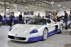 Za Maserati MC12 někdo skutečně utratil 3 024 000 eur. Tržní cena je méně než poloviční...