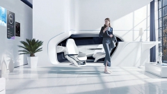 Svoji ukázku automobilu propojeného do digitálního světa svého majitele ukázalo také Hyundai ve formě interiéru automobilu integrovaného do „obývacího“ pokoje