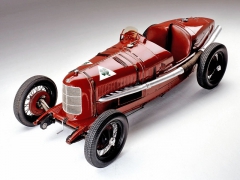 Alfa Romeo P2 s řadovým osmiválcem 1987 cm3 o výkonu až 155 koní (1924)