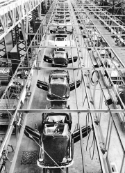 Floridy začala pro Renaulta vyrábět karosárna Brissonneau &amp; Lotz v Creilu (později ji Renault celou koupil)