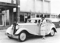 Kabriolet Wikov 40 v květnu 1933 na soutěži elegance v Brně
