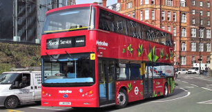 Světový unikát e-bus BYD doubledecker