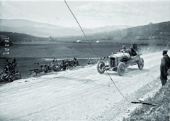 Na trati Targa Florio v roce 1922 za volantem Steyru 6 C. Pro Ottu Hieronyma to byl závod vítězný.
