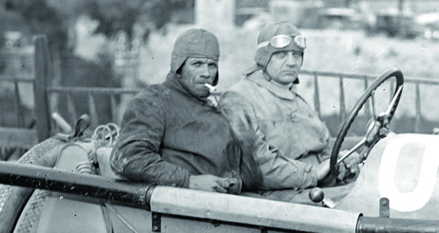 Otto Hieronymus za volantem svého posledního závodního vozu – Steyru 6 C. V roce 1922  vyhrál třílitrovou kategorii  na slavném závodě Targa Florio.  O týden později však našel  ve stejném voze ve Štýrsku smrt.