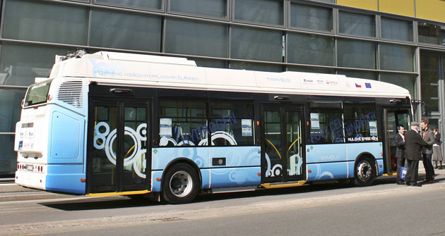 Autobus na vodíkový pohon, který jezdí v České republice