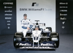 Představení týmu Williams-BMW pro sezonu 2002 (ve voze Juan-Pablo Montoya, vedle Ralf Schumacher, vůz typu FW24)