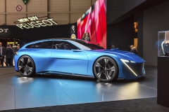 Koncepční studie Peugeot Instinct ukazuje prvky autonomní jízdy