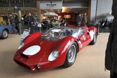 Skvostem expozice v atriu se stalo Maserati Tipo 63 se čtyřválcem o výkonu 260 koní