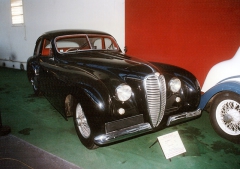 Delahaye 135M se zakázkovou karoserií Dubois Coach (rok výroby 1948)