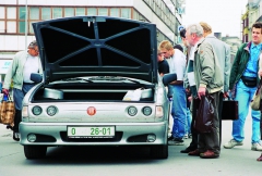 Nová T 700 jako součást prezentačních aktivit veletrhů AUTOTEC ’97 a AUTOSALON BRNO ’97 s názvem TATRAMÁNIA budila na všech zastaveních velkou pozornost.