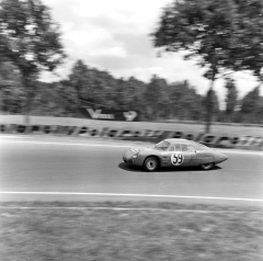 Alpine M63 ve 24 h Le Mans 1964 (posádka Roger Masson/Teodoro Zeccoli)