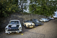 Lotus Cortina, Triumph TR4, Jaguar Mk I 3.4 a další modely v řadě. I parkování bylo skvěle zorganizováno