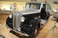 Kněžna Grace ráda jezdila v limuzíně Austin (1952) pojmenované London Taxi Cab a poháněné vznětovým čtyřválcem, optimálním pro londýnskou taxislužbu