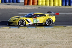 Jordan Taylor (Chevrolet Corvette C7.R) přišel o triumf ve třídě GTE Pro až v posledním kole, kdy nevydržely pneumatiky