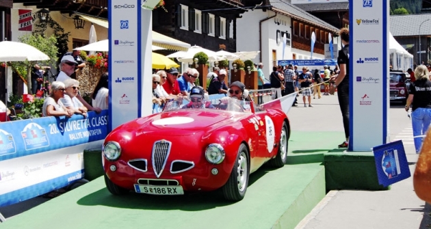 Alfa Romeo Sprint Barchetta (1961), čtyřválec 1,6 l/103 k