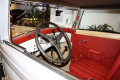 Walter Princ – ­licenční Fiat 522 – už měl volant umístěný vlevo