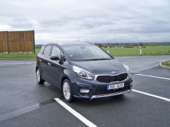 KIA Carens 1.7 CRDi Exclusive DCT