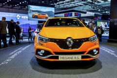 Renault Mégane R.S. navazuje na skvělou pověst svých předchůdců. Nový motor 1.8T dosahuje 206 kW (280 k) a 390 N.m, převodovky jsou manuální i dvouspojkové