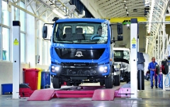 Avia Initia Euro 6 vyráží na český a slovenský automobilový trh, výhledově též například do Ruska nebo do severní Afriky – přejme jí hodně štěstí.