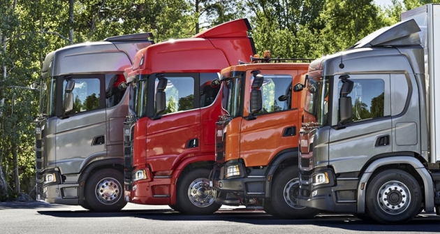 Vozy Scania XT s různými kabinami, značenými podle velikosti G, P, R a S