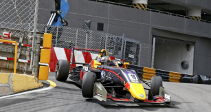 Dan Ticktum (Dallara F317 VW) vyhrál prestižní Grand Prix Macau 2017