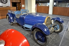 Šasi 001 Sans Choc z roku 1931. Chladiče vozů Lambert se podobaly Bugatti