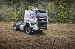 Novinka v nabídce Tatra Phoenix Agro Euro 6 tahač 4x4 s homologací „traktor“