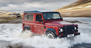 Land Rover Defender Works V8