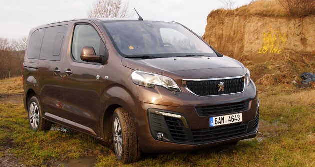 Peugeot Traveller Allure Compact Dangel 4x4