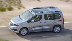 Opel Combo Life doplnil dvojici Berlingo-Peugeot na výrobní lince
