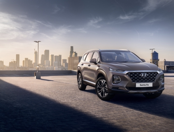 2018-hyundai-santa-fe-hires 122278