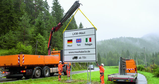 Od poloviny letošního roku budou nákladní vozy platit v Německu na podstatně hustější síti dálničních a silničních komunikací – ale aby to nebylo řidičům osobních automobilů líto, tak ti začnou platit na dálnicích v Německu od 1. 1. 2019.