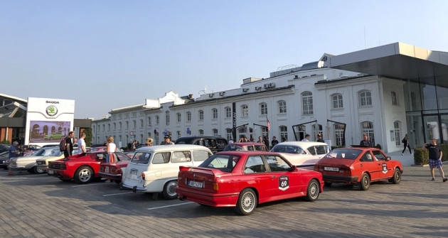 S BMW M3 (E30) z roku 1990 jsme startovali s číslem 69. Soutěž končila před muzeem Škoda v Mladé Boleslavi