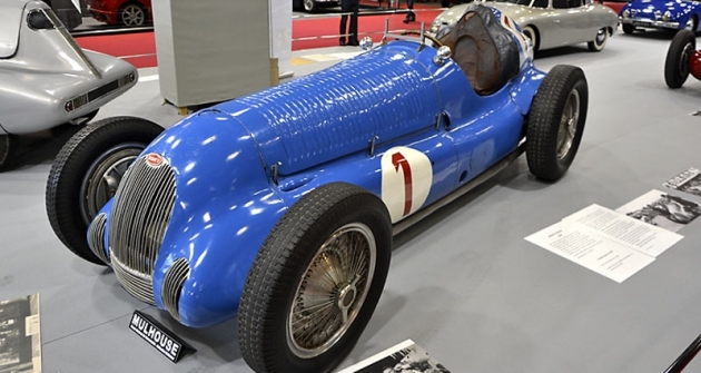 Bugatti T 59/50 B zapůjčilo Národní automobilové muzeum v Molsheimu. Wimille s ním vyhrál roku 1945 Coupe des Prisonniers