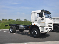 Podvozek KAMAZ 43265 4X4 najde uplatnění ve smíšeném provozu silnice/šotolina